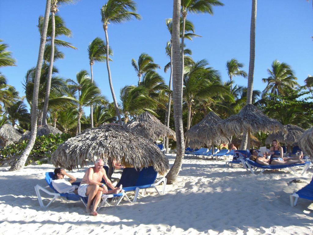 bavaro-princess-all-suites-strand_0548