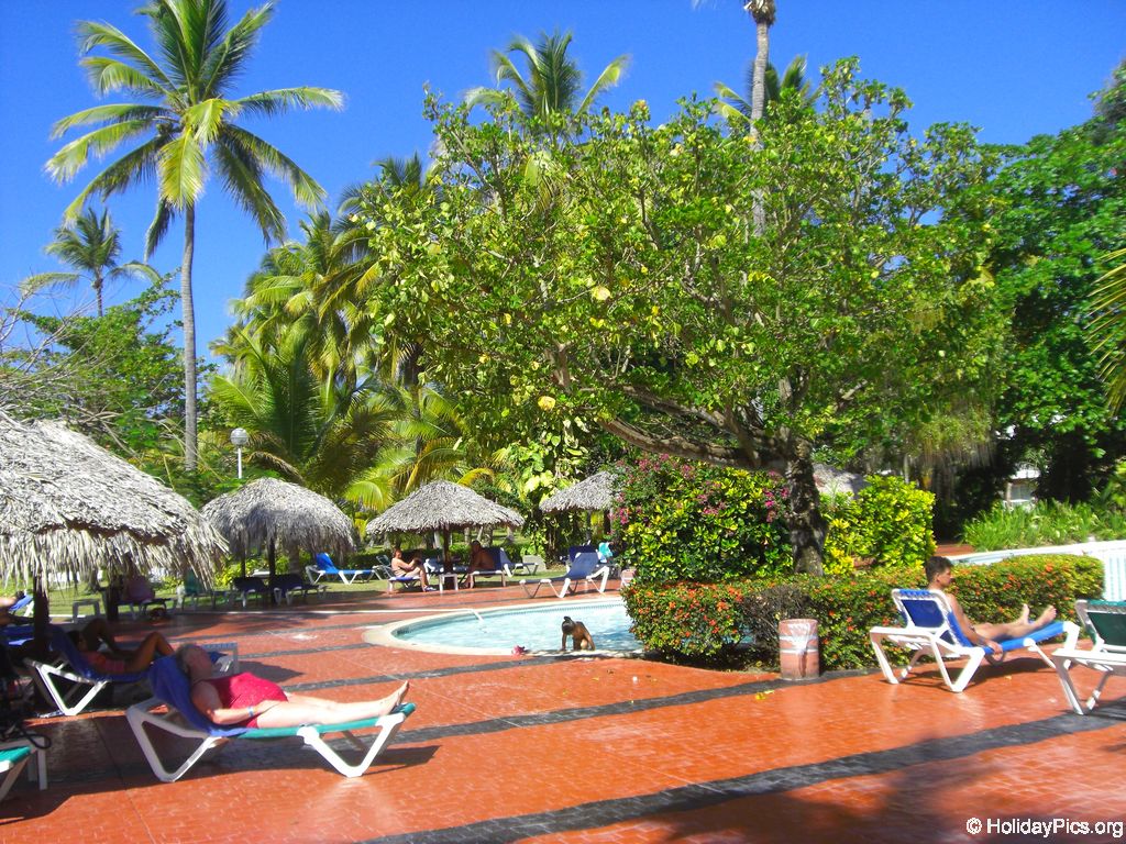 grand-palladium-bavaro-poolbereich_1776