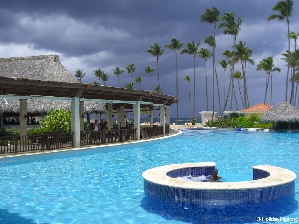 paradisus-palma-real-poolbereich_4316