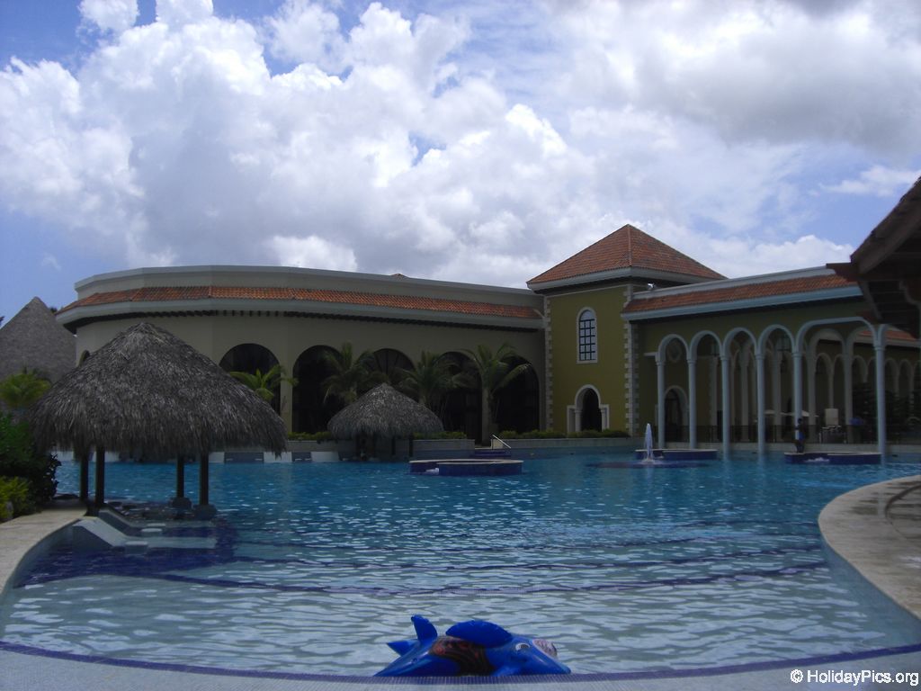 paradisus-palma-real-poolbereich_4322