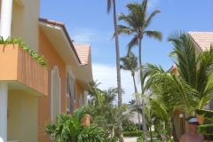 bahia-principe-punta-cana-hotelgebaeude_2237
