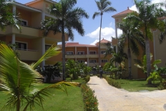 bahia-principe-punta-cana-hotelgebaeude_2249