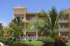 bahia-principe-punta-cana-hotelgebaeude_2252