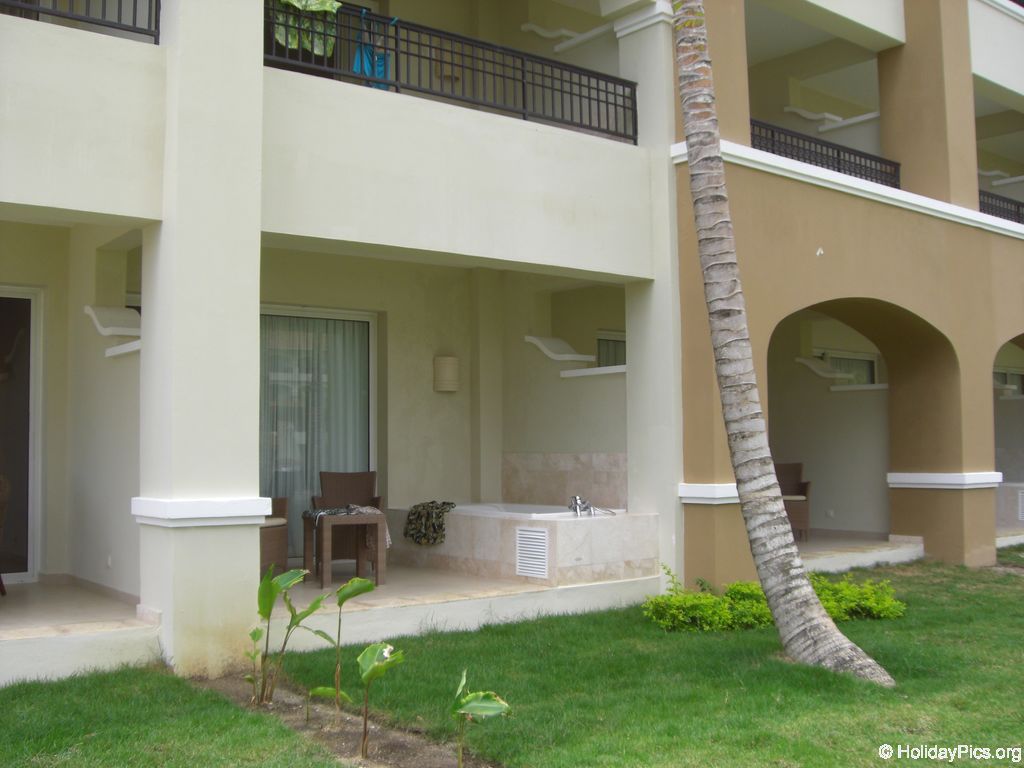 edenh-real-arena-punta-cana-hotelgebaeude_4116