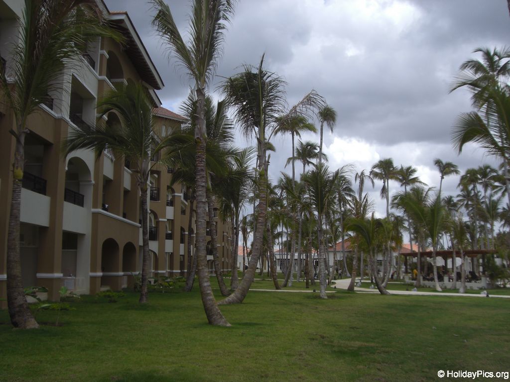 edenh-real-arena-punta-cana-hotelgebaeude_4118