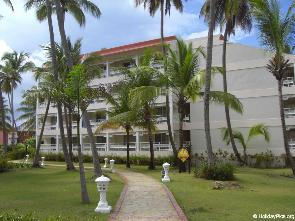carabela-beach-resort-hotelgebaeude_3284
