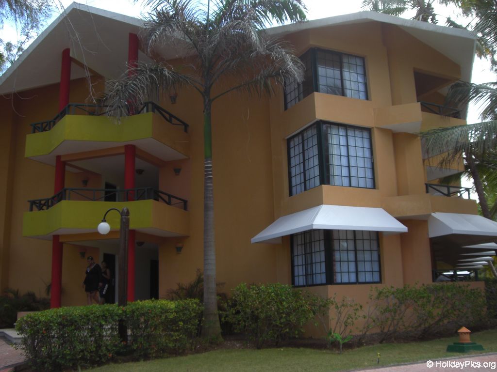 barcelo-dominican-beach-hotelgebaeude_3101