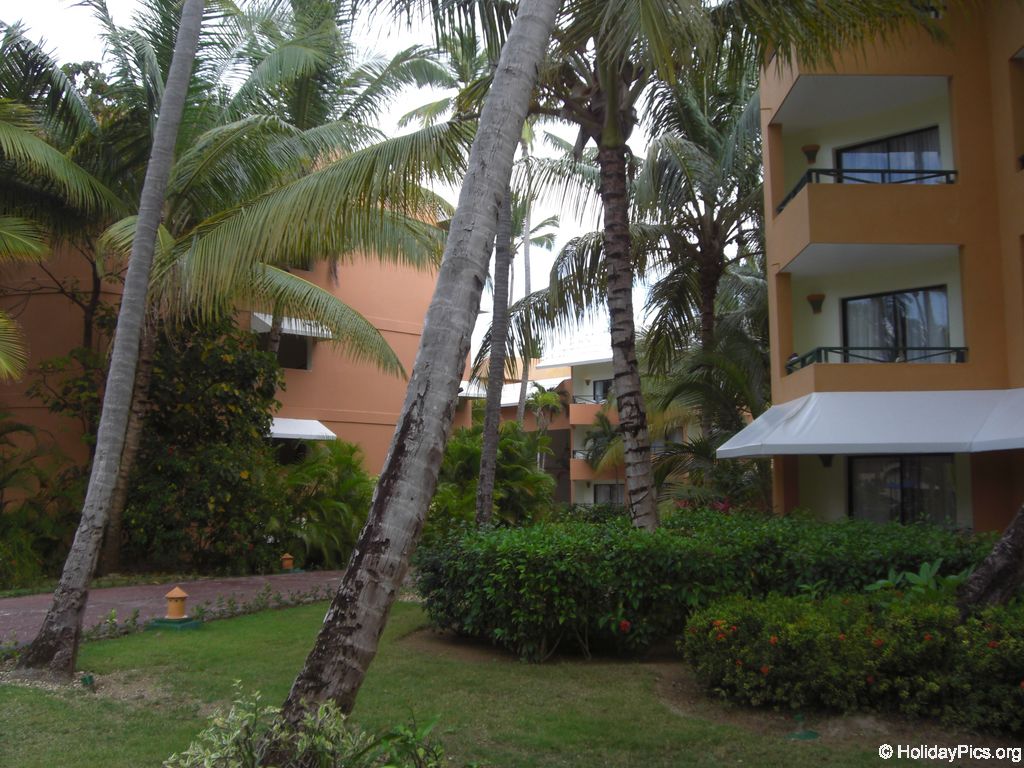 barcelo-dominican-beach-hotelgebaeude_3131