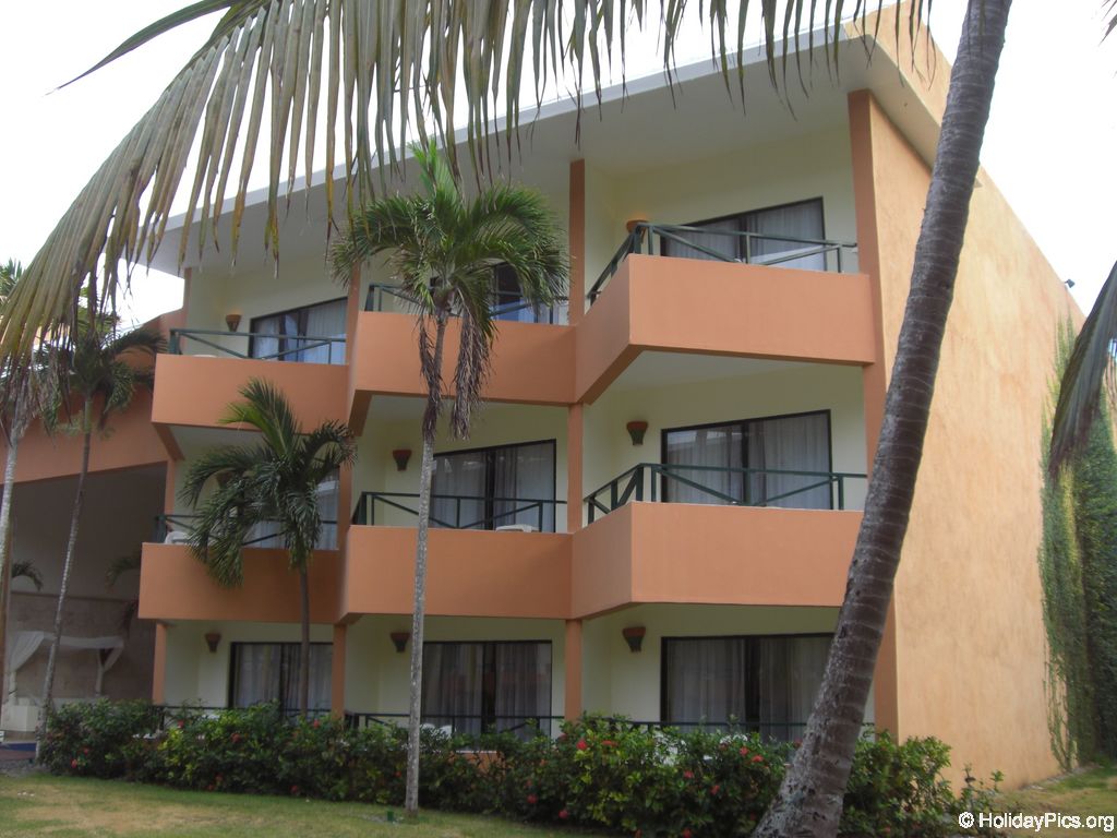 barcelo-dominican-beach-hotelgebaeude_3133