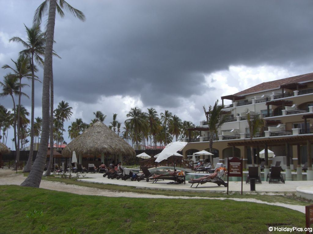 edenh-real-arena-punta-cana-poolbereich_4143