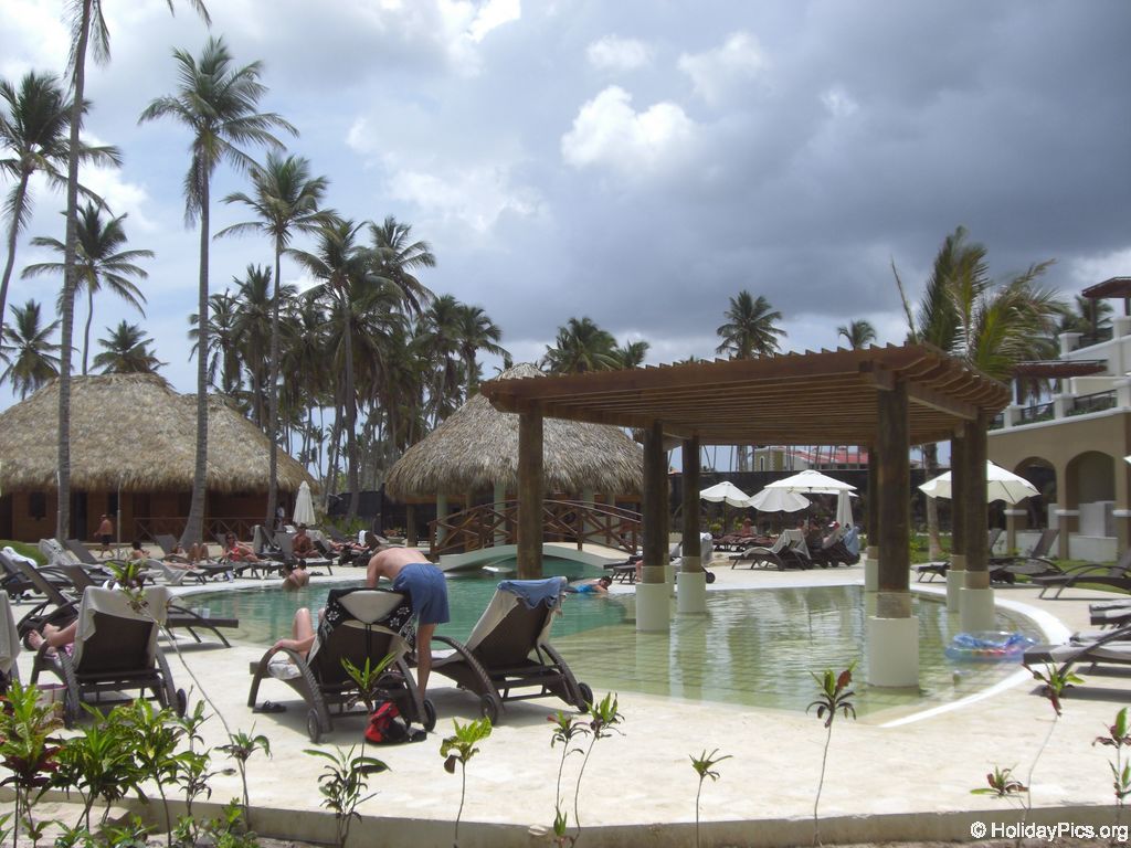 edenh-real-arena-punta-cana-poolbereich_4146