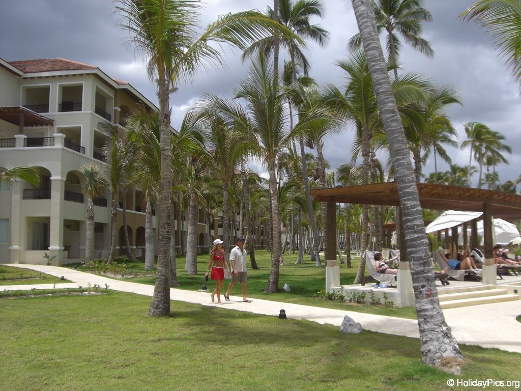 edenh-real-arena-punta-cana-poolbereich_4147
