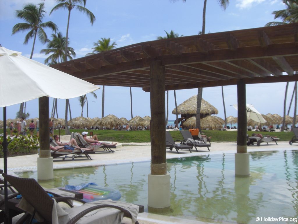 edenh-real-arena-punta-cana-poolbereich_4158