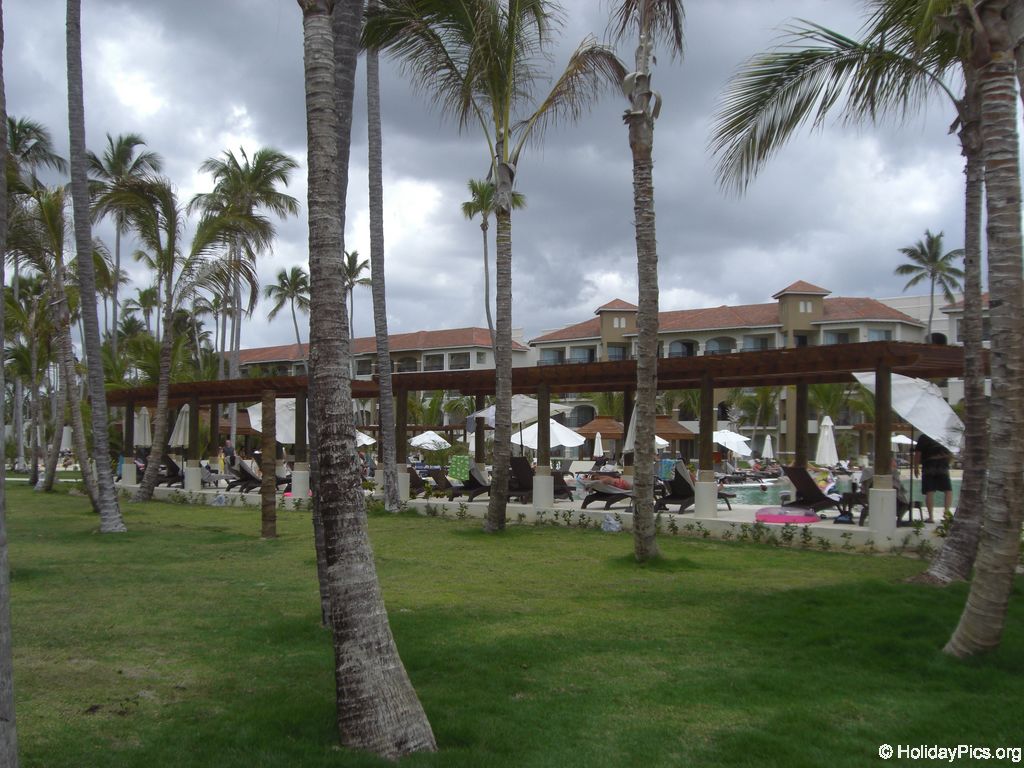 edenh-real-arena-punta-cana-poolbereich_4159