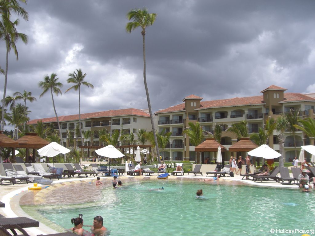 edenh-real-arena-punta-cana-poolbereich_4163