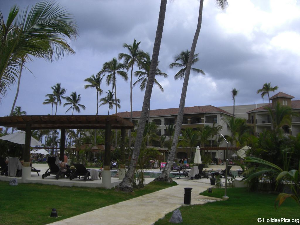 edenh-real-arena-punta-cana-poolbereich_4171