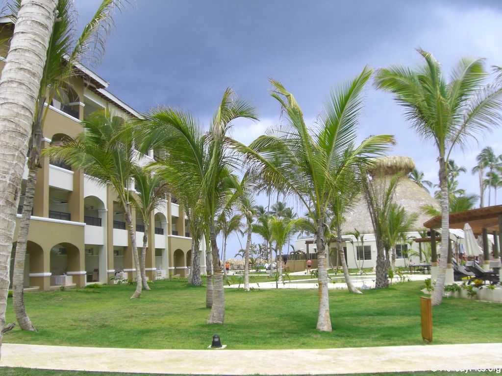 edenh-real-arena-punta-cana-poolbereich_4174