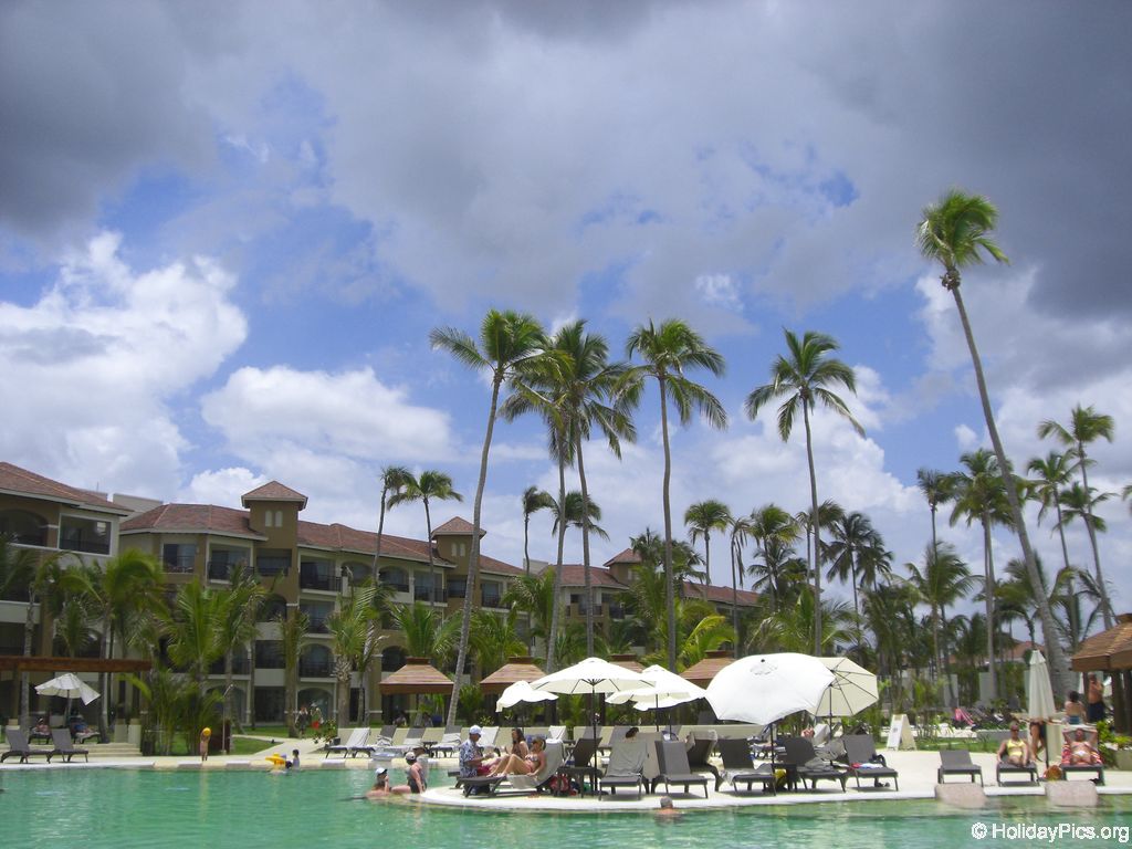 edenh-real-arena-punta-cana-poolbereich_4184