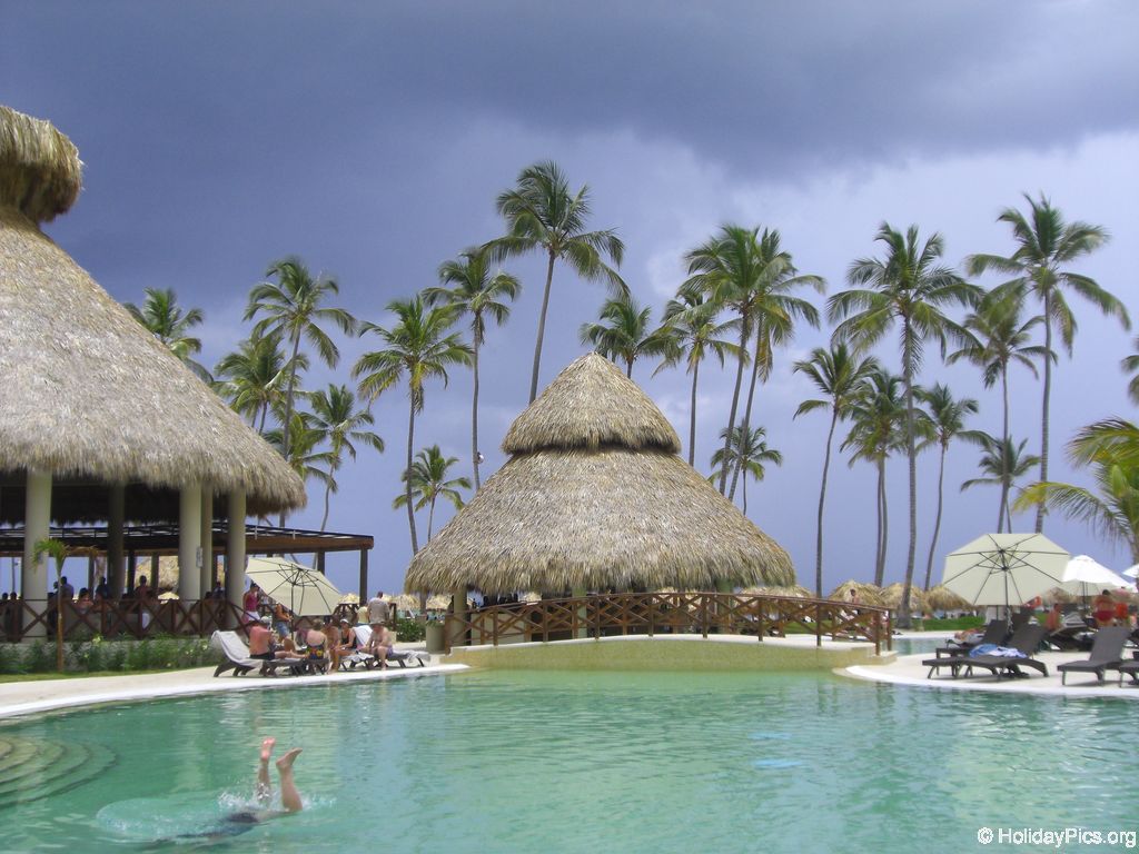 edenh-real-arena-punta-cana-poolbereich_4187