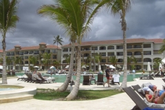 edenh-real-arena-punta-cana-poolbereich_4148