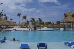 barcelo-punta-cana-poolbereich_2451