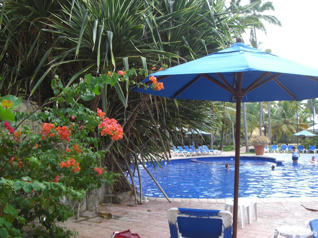 barcelo-dominican-beach-poolbereich_3163