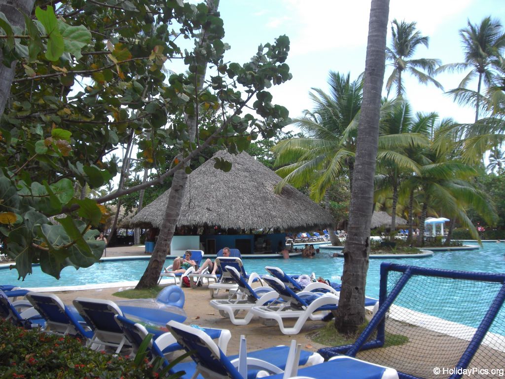 barcelo-dominican-beach-poolbereich_3173
