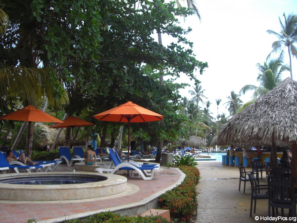 barcelo-dominican-beach-poolbereich_3178