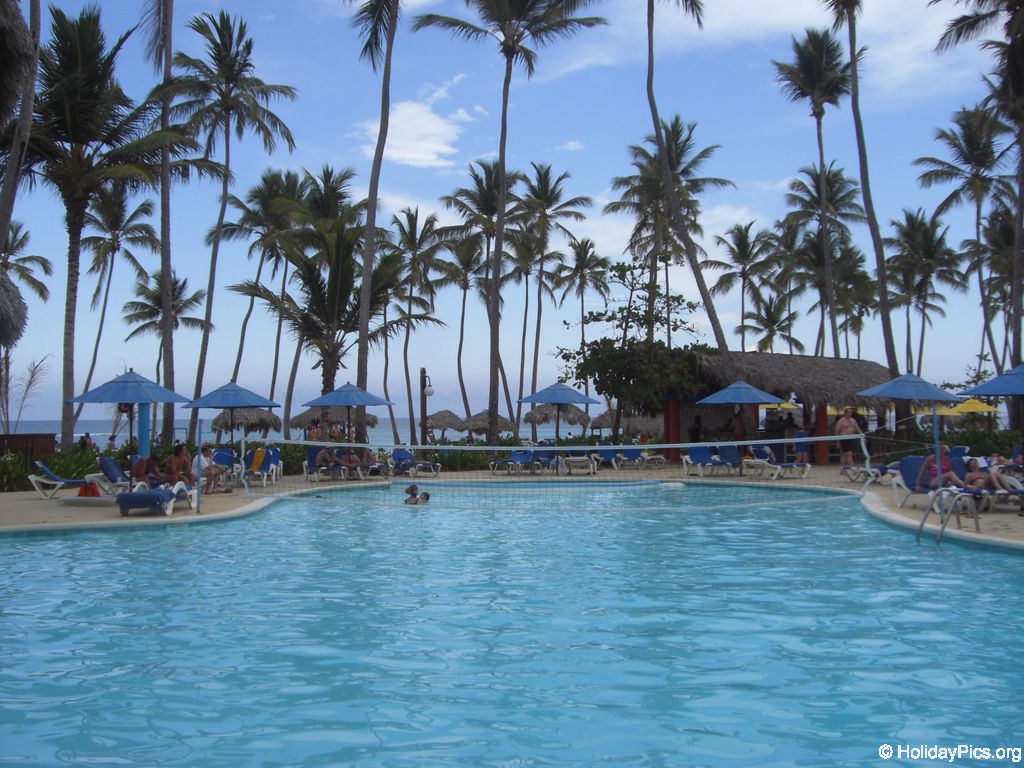 barcelo-dominican-beach-poolbereich_3187