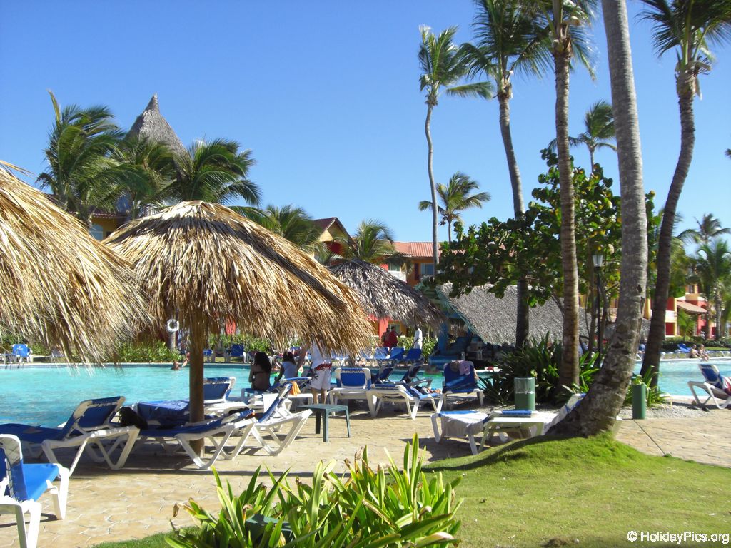 tropical-princess-resort-pool_0349