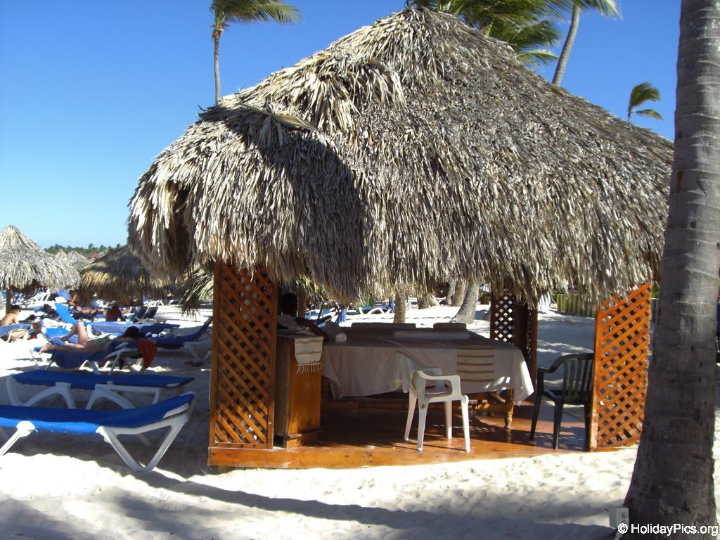 tropical-princess-resort-strand_0342