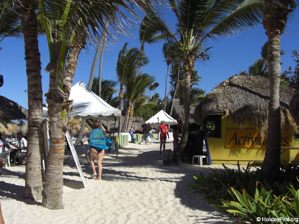 tropical-princess-resort-strand_0344