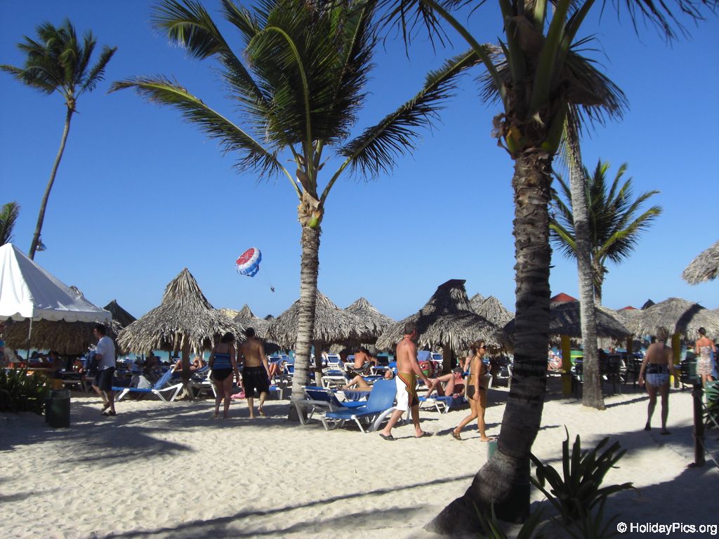 tropical-princess-resort-strand_0394
