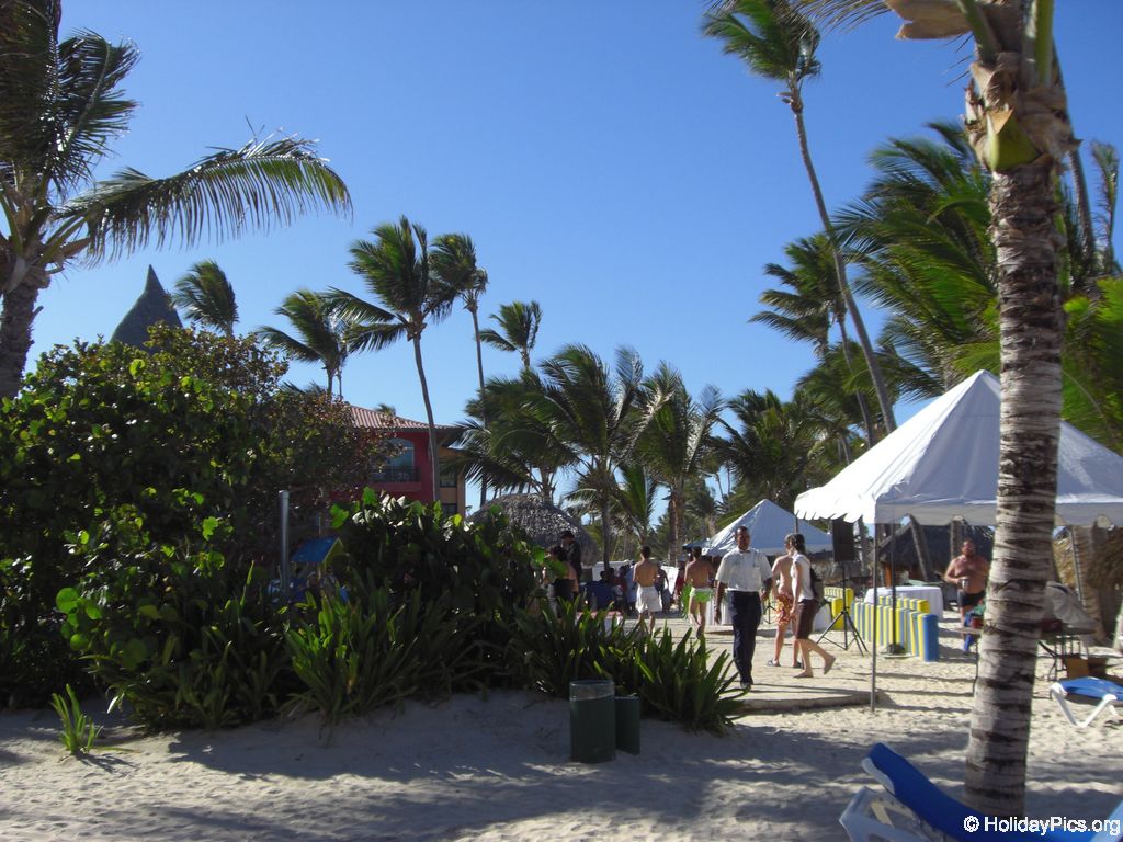 tropical-princess-resort-strand_0396