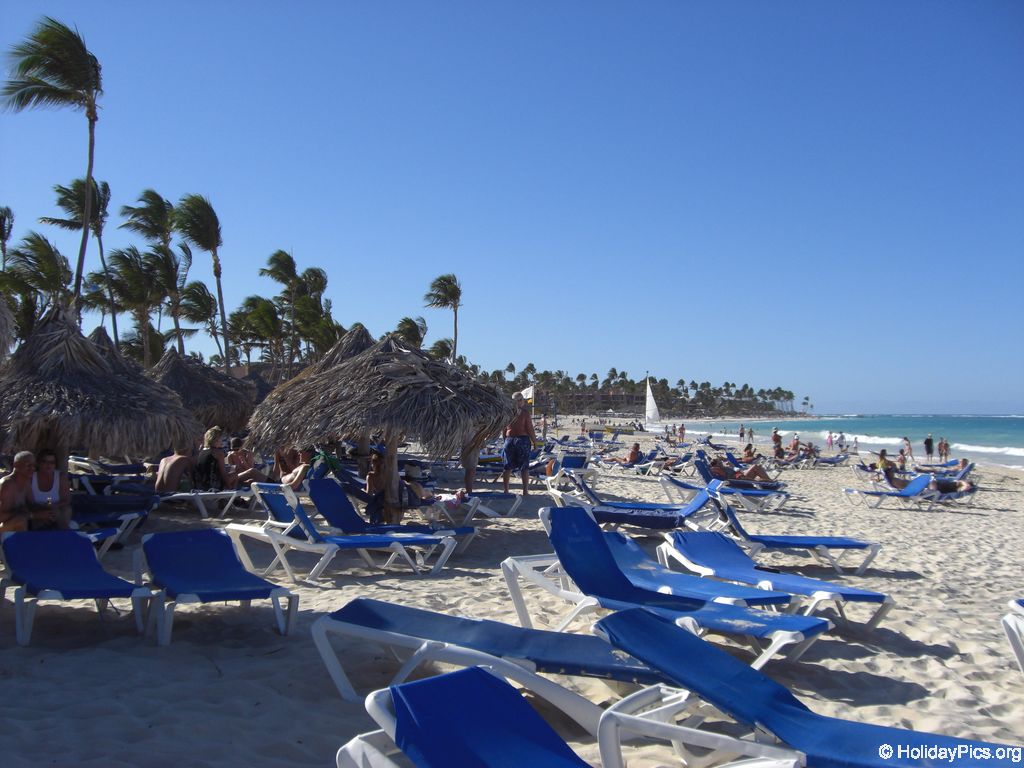 tropical-princess-resort-strand_0401