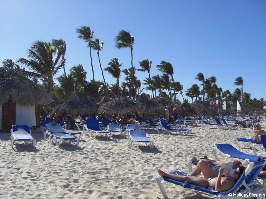 tropical-princess-resort-strand_0407