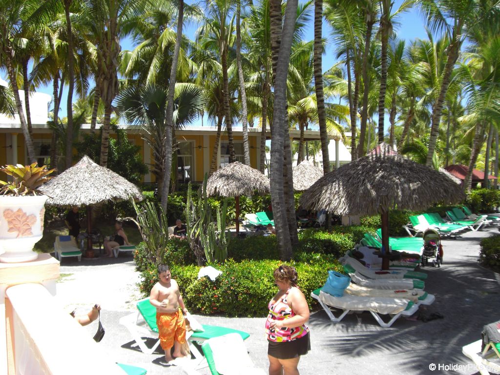 club-hotel-riu-bambu-pool_0810