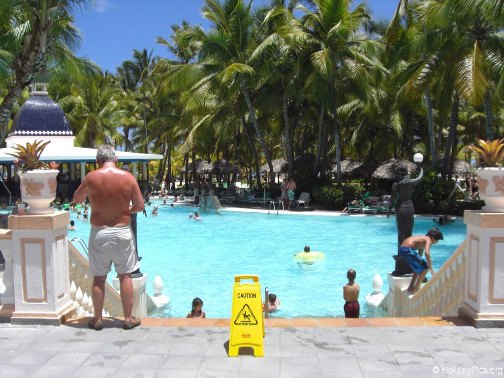 club-hotel-riu-bambu-pool_0811