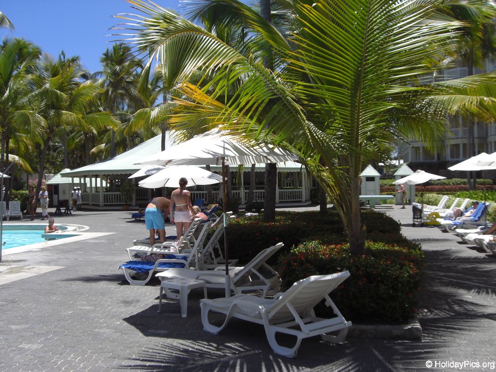 riu-palace-macao-pool_0721