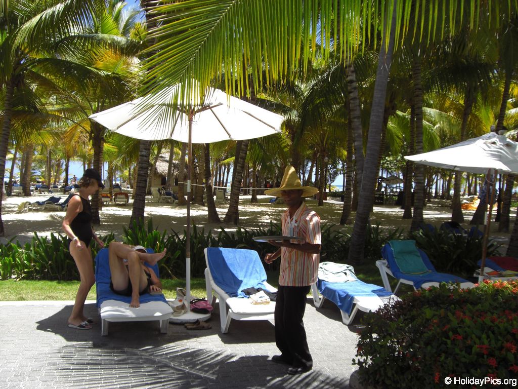 riu-palace-macao-pool_0726