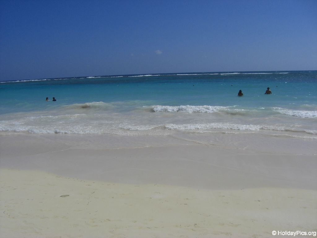 ocean-sand-resort-am-strand_1980