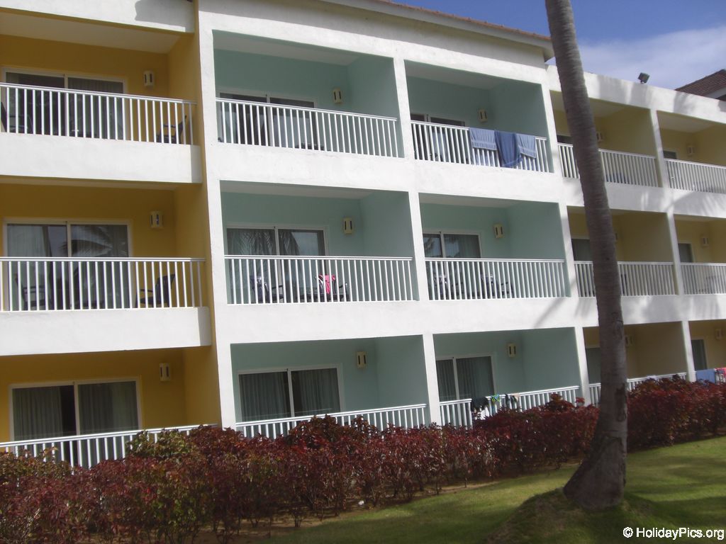 ocean-sand-quer-durchs-resort_1917