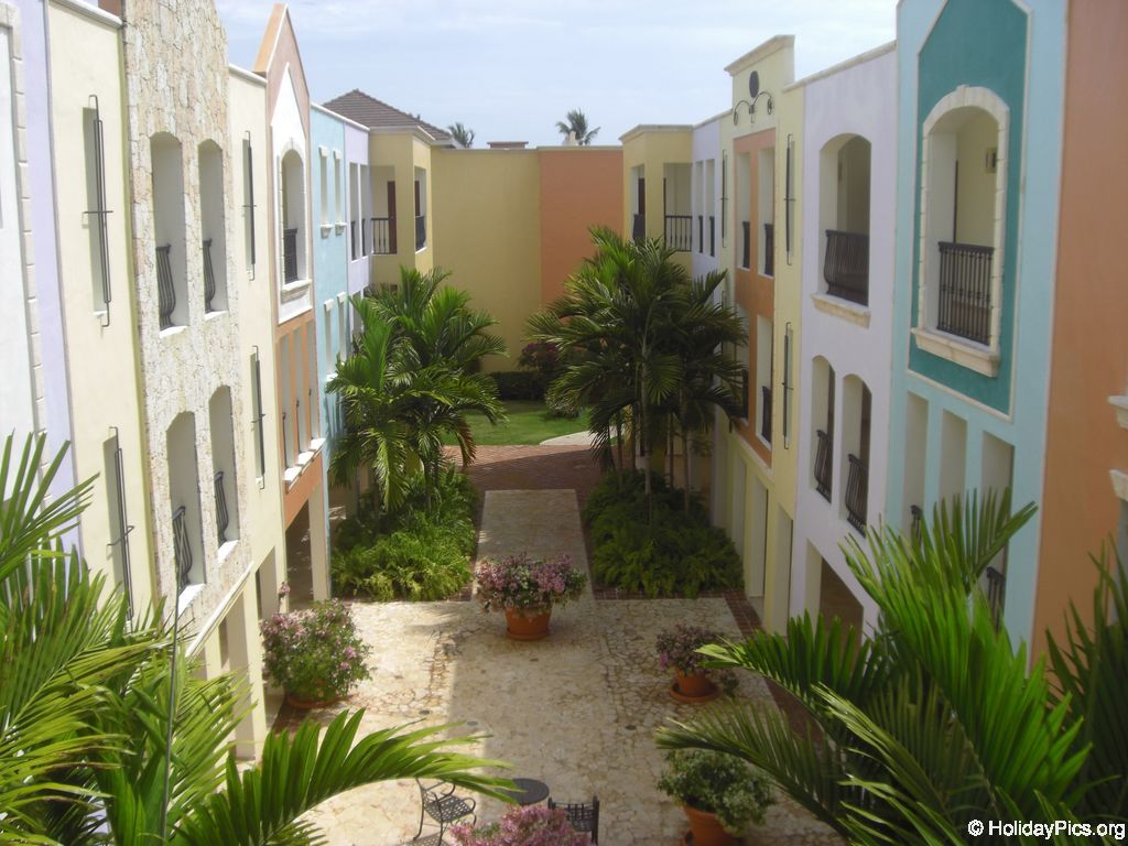 ocean-sand-quer-durchs-resort_2088