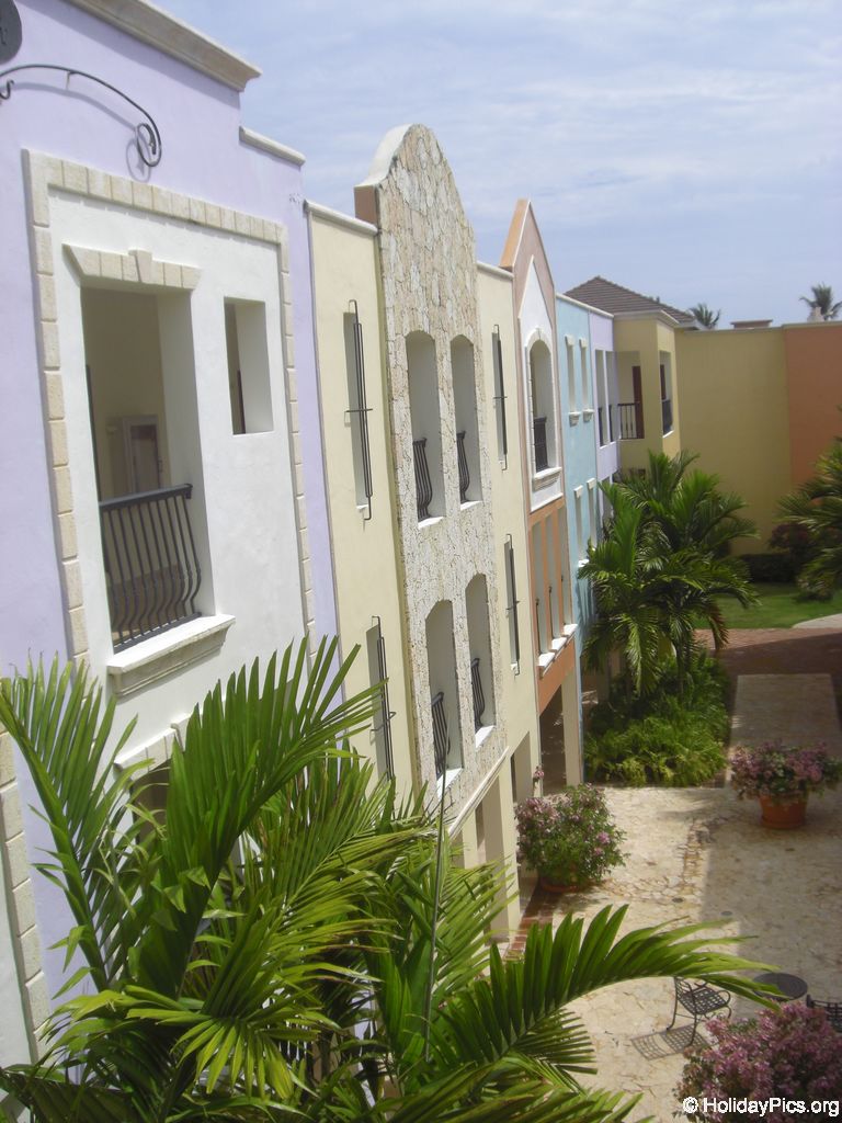ocean-sand-quer-durchs-resort_2089