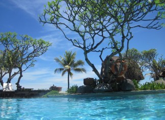 Grand Balisani Suites Seminyak – Schimmel