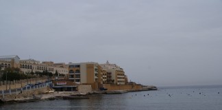 Malta – Paceville – St. Georges Bay